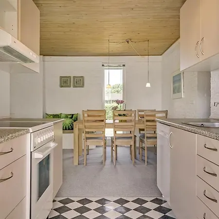 Undine - 300m From The Sea By Interhome Tatil Evi Middelfart