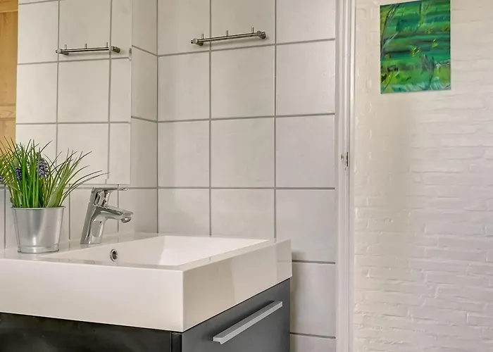 Holiday home Undine - 300m From The Sea By Interhome